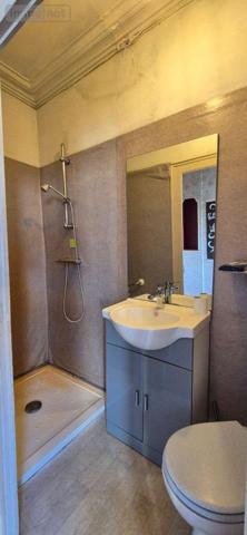 Maison à vendre à Bonnétable dans la Sarthe (72110), ref : 13808/706   
CENTRE