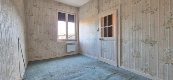 Maison à vendre à Bonnétable dans la Sarthe (72110), ref : 13808/706   
CENTRE