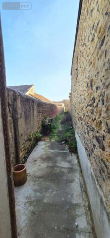 Maison à vendre à Bonnétable dans la Sarthe (72110), ref : 13808/706   
CENTRE