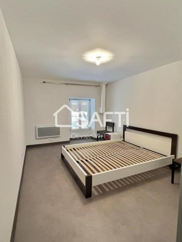 Bureau de tabac, loto, PMU, bar terrasse, et appartement