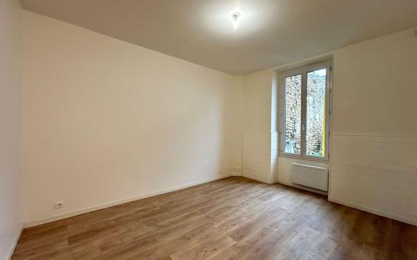 Appartement à vendre    3 pièces • 48,59 m2 Corbeil-Essonnes