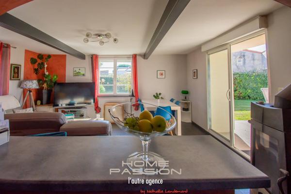 ETAULES - MAISON FAMILIALE RENOVEE DANS SECTEUR CALME