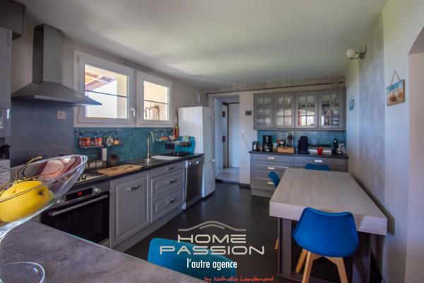 ETAULES - MAISON FAMILIALE RENOVEE DANS SECTEUR CALME