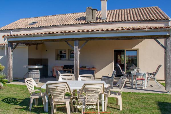 ETAULES - MAISON FAMILIALE RENOVEE DANS SECTEUR CALME