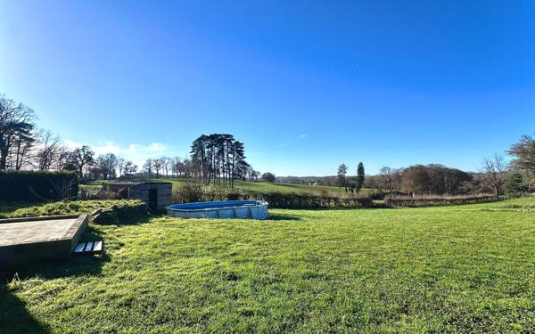 Maison à vendre    8 pièces •  Manhac