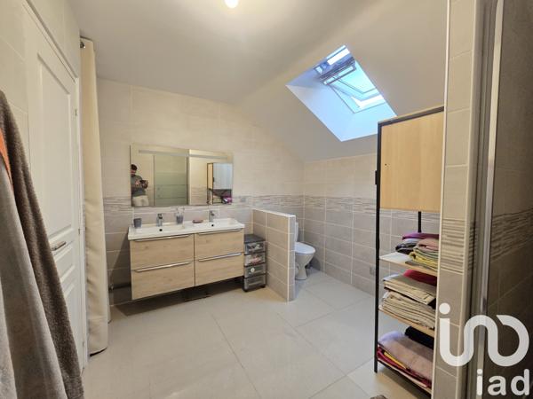 House for sale 5 rooms 155 m² Baule