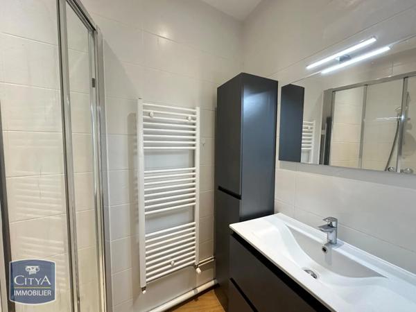 Appartement à louer 5 pièces 103.13m²