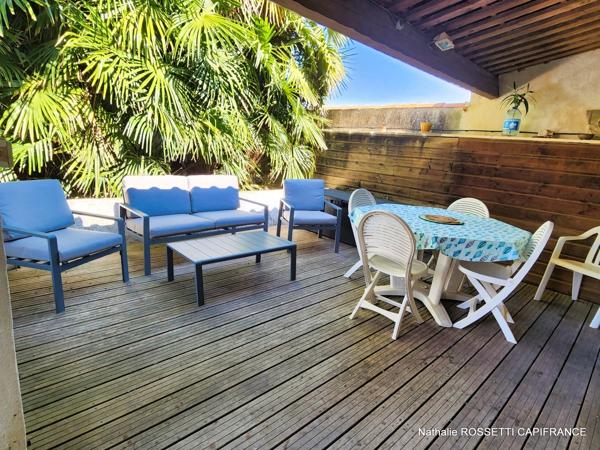 Maison à vendre 6 pièces LA GREVE SUR MIGNON (17)Maison de charme avec jardin paysagé et dépendance – 133 m² habitables sur 947 m² de terrain