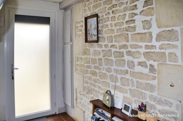 Maison à vendre 6 pièces LA GREVE SUR MIGNON (17)Maison de charme avec jardin paysagé et dépendance – 133 m² habitables sur 947 m² de terrain