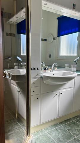 Royan (17200) VILLA STYLE BASQUE PROCHE PLAGES ET PORT DE PLAISANCE AU PRIX DE 945 000 € HAI