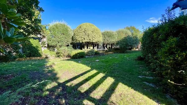 Royan (17200) VILLA STYLE BASQUE PROCHE PLAGES ET PORT DE PLAISANCE AU PRIX DE 945 000 € HAI