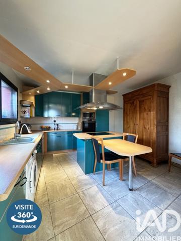 Maison à vendre 10 pièces 250 m² Bailly-Romainvilliers