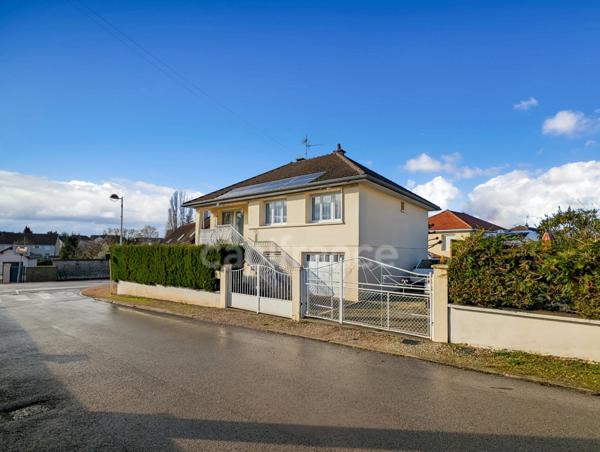 Dpt Saône et Loire (71) A 10 mn de Chalon-Sur-Saône maison de 5 pièces 113 m² 4 chambres, garage !