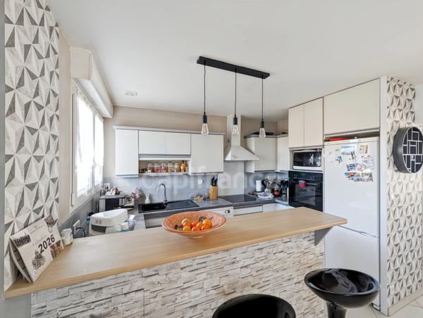 Dpt Saône et Loire (71) A 10 mn de Chalon-Sur-Saône maison de 5 pièces 113 m² 4 chambres, garage !