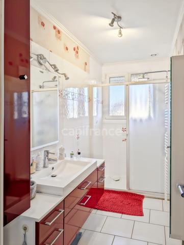 Dpt Saône et Loire (71) A 10 mn de Chalon-Sur-Saône maison de 5 pièces 113 m² 4 chambres, garage !