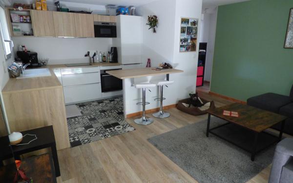 Appartement à vendre    3 pièces • 56 m2 Vedène