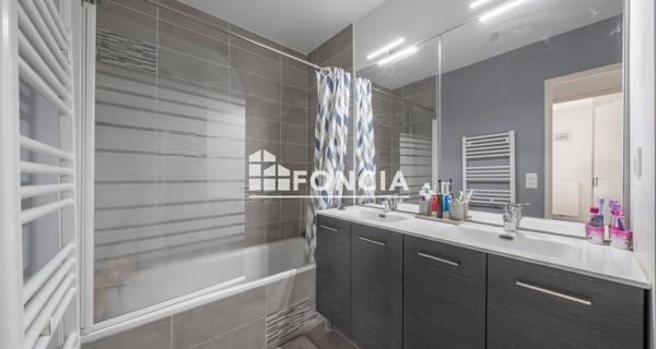 À vendre Appartement 4 pièces 80.2 m² - Bassens 33530