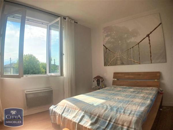 Appartement à louer 4 pièces 90m² Montauban (82000)