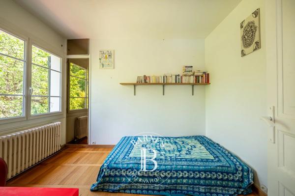 Nanterre, Maison 5 Chambres -  200 m² à vendre