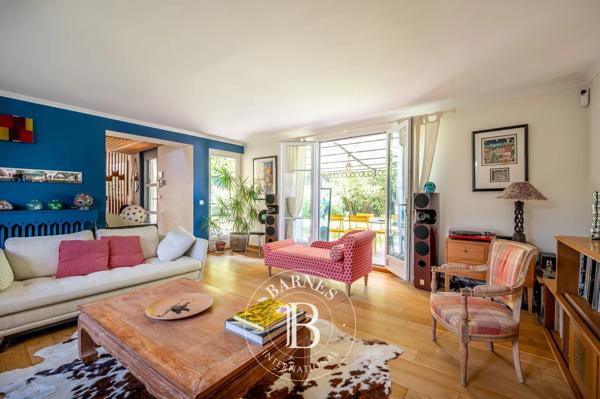 Nanterre, Maison 5 Chambres -  200 m² à vendre