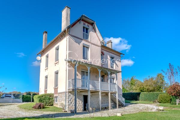 Maison
                                                                                                                                                                                                                                                                                                                        5 pièce(s)                                                                                                                                                                                                          3 chambre(s)                                                                                                                                                                                                          119  m²