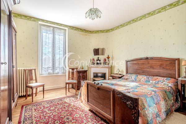 Maison
                                                                                                                                                                                                                                                                                                                        5 pièce(s)                                                                                                                                                                                                          3 chambre(s)                                                                                                                                                                                                          119  m²