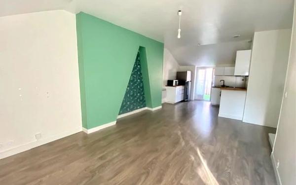 Appartement à louer    2 pièces • 57 m2 Vaux-sur-Seine