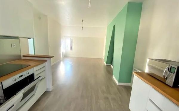 Appartement à louer    2 pièces • 57 m2 Vaux-sur-Seine