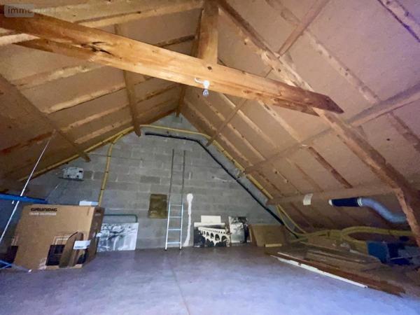 Maison à vendre à Saint-Chély-d'Apcher en Lozère (48200), ref : 48032-187