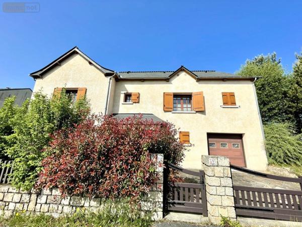 Maison à vendre à Saint-Chély-d'Apcher en Lozère (48200), ref : 48032-187