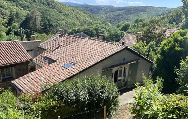 Vente Maison en pierre à autonomie énergetique rénové(e) Riols