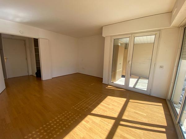 PAU - Centre ville : Studio avec terrasse aux Hespérides