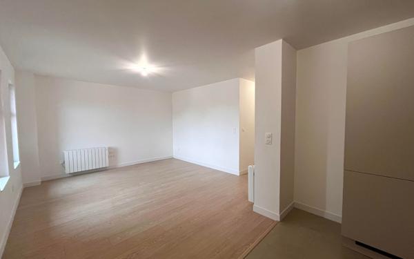 Appartement à louer    2 pièces •  Armentières