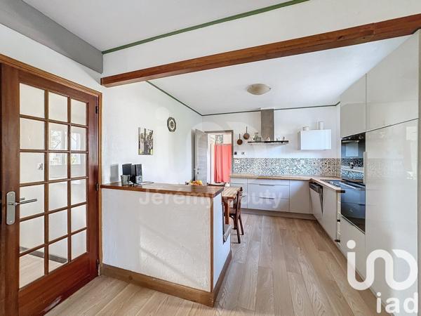 Maison traditionnelle 6 pièces de 140 m² à Savenay (44260)