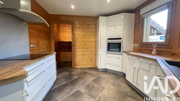 Maison à vendre 6 pièces 155 m² Cosnes-et-Romain