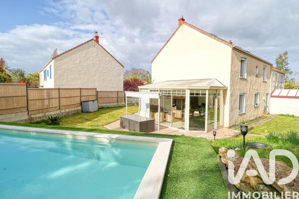 Maison à vendre 7 pièces 135 m² Jouy-le-Moutier