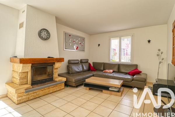 Maison à vendre 7 pièces 135 m² Jouy-le-Moutier