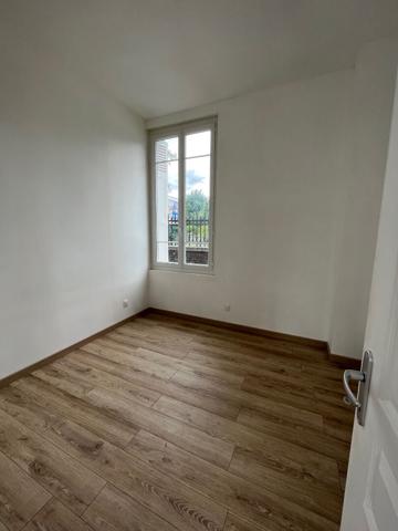 Appartement  T2 de charme entièrement rénové avec parking