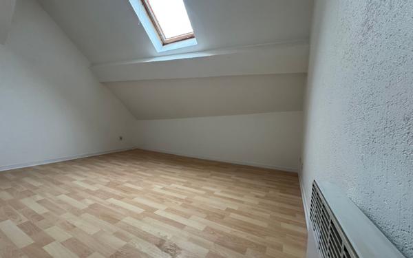 Appartement à louer    2 pièces •  Varreddes