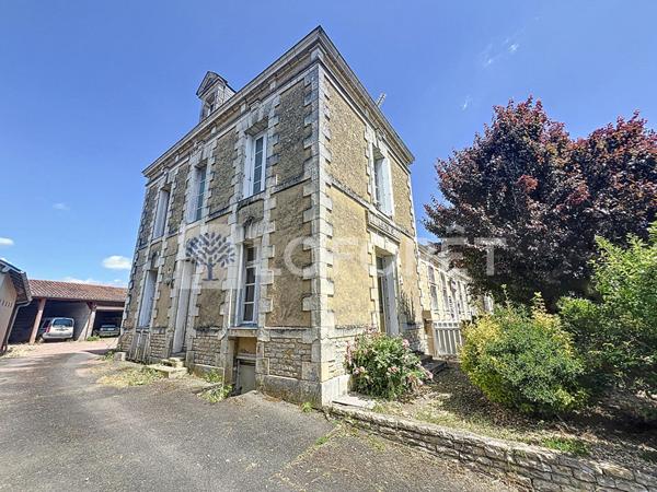 Achat maison près de MARTAIZE - 6 pièce(s) - 255 m² - 130 000 €