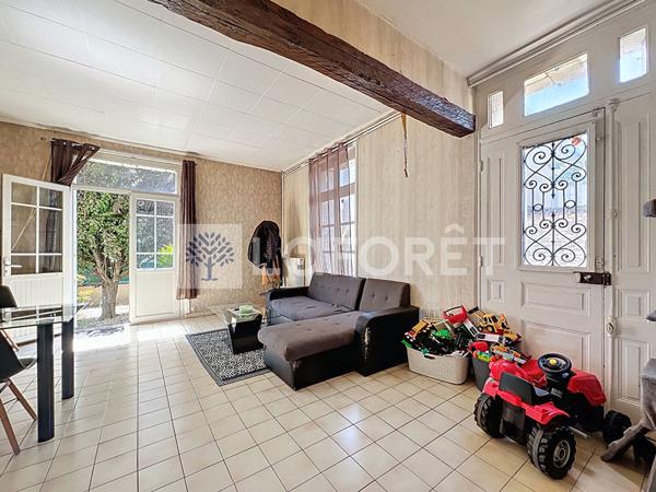 Achat maison près de MARTAIZE - 6 pièce(s) - 255 m² - 130 000 €