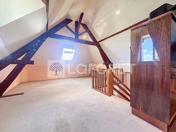 Achat maison près de MARTAIZE - 6 pièce(s) - 255 m² - 130 000 €