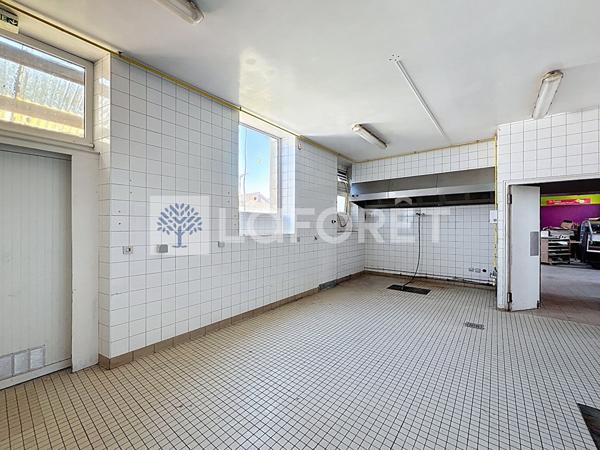 Achat maison près de MARTAIZE - 6 pièce(s) - 255 m² - 130 000 €