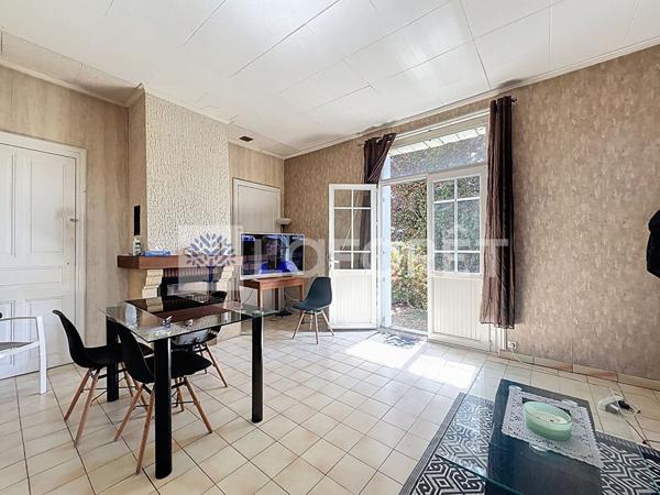 Achat maison près de MARTAIZE - 6 pièce(s) - 255 m² - 130 000 €