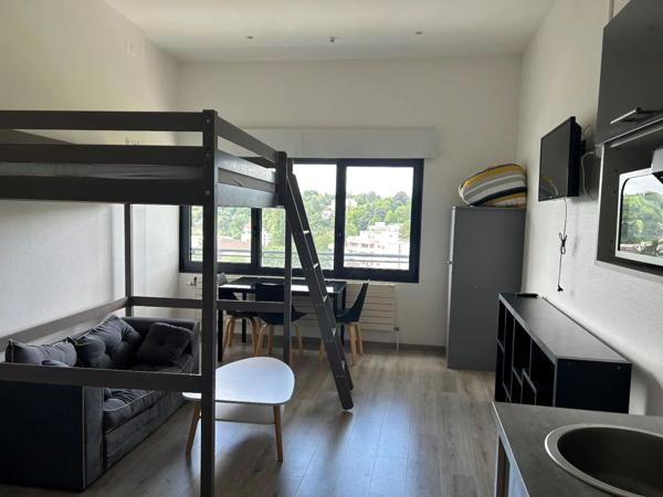 Appartement à louer 1 pièce 22.3m²