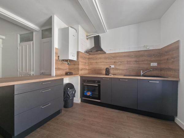 Grand T4 lumineux entièrement refait, au cœur de ville