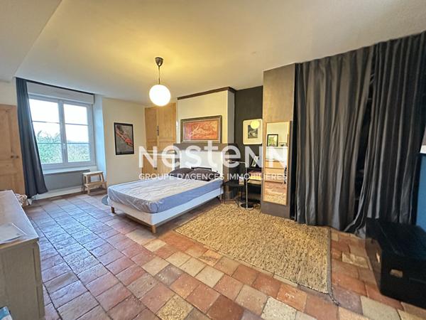 Charmante maison de village de 130 m² à vendre avec 3 chambres, jardin, dépendances à Dissay-sous-Courcillon (72500)