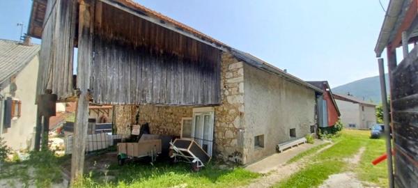Chanay (01420) Grange à rénover