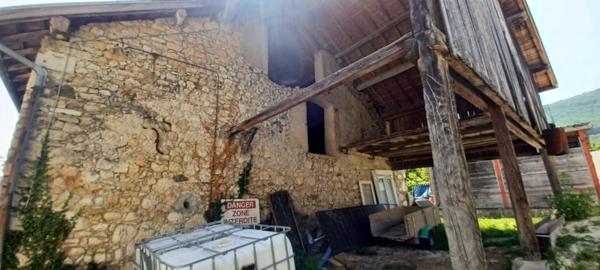 Chanay (01420) Grange à rénover