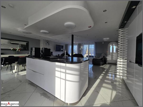 Maison à La Chapelle-Fleurigné, 35133 - 8 pièces 237m²